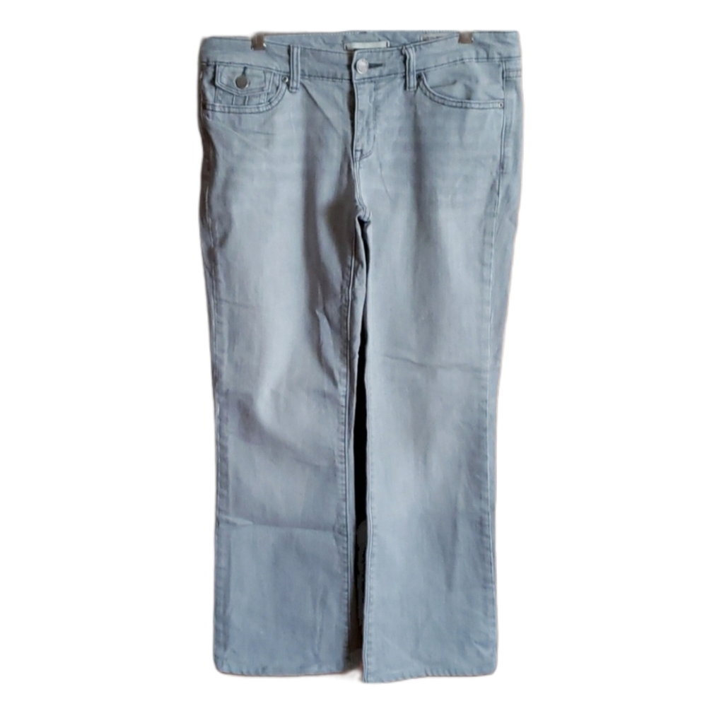 GAP woman's low rise bootcut jeans